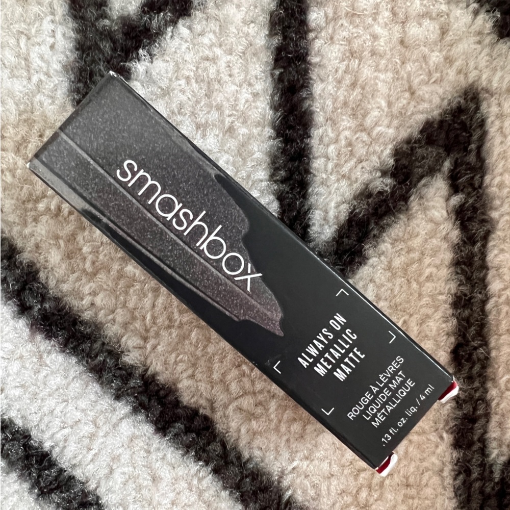 Smashbox always on metallic matte lipstick